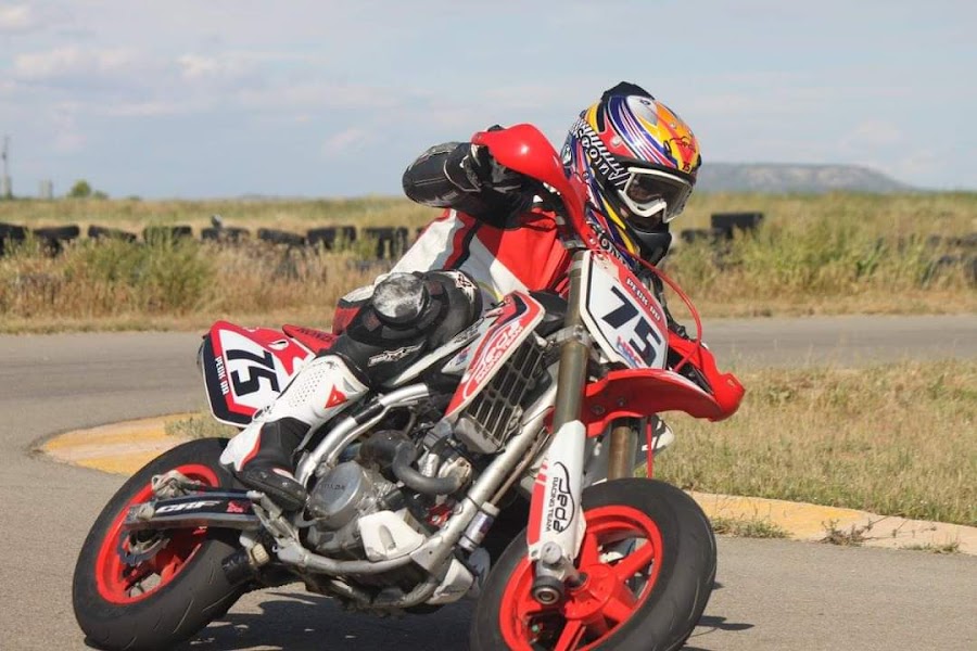 Alquiler de karts y Circuito | Racing Park Ejea