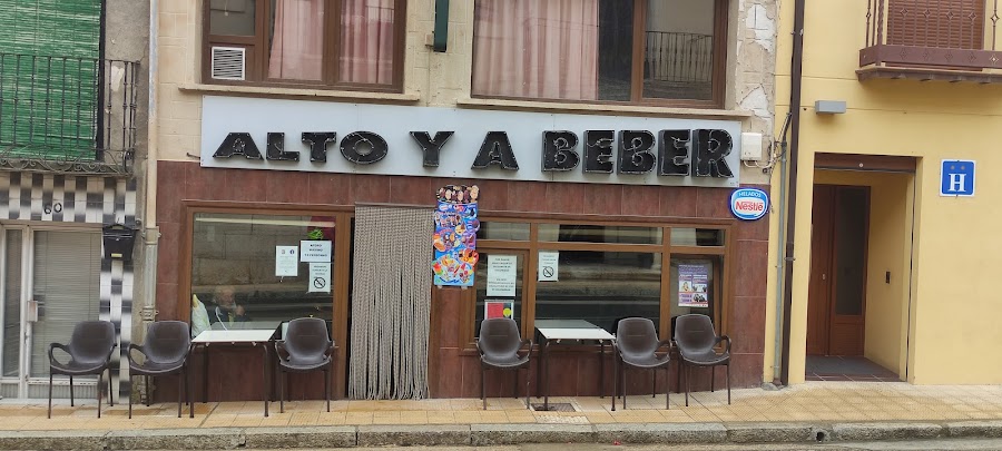 Bar "Alto y a beber"