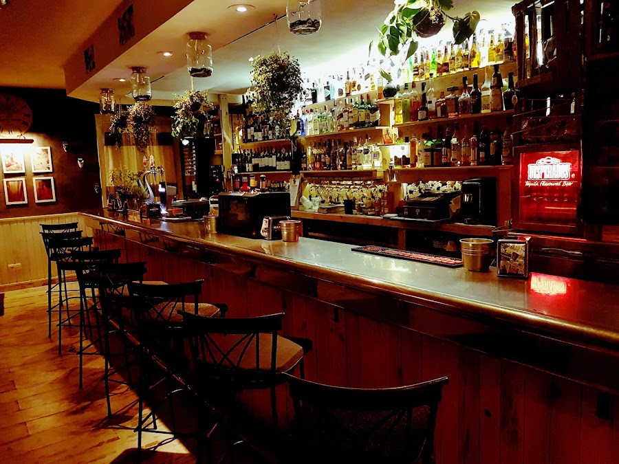 Bar ibon bistró