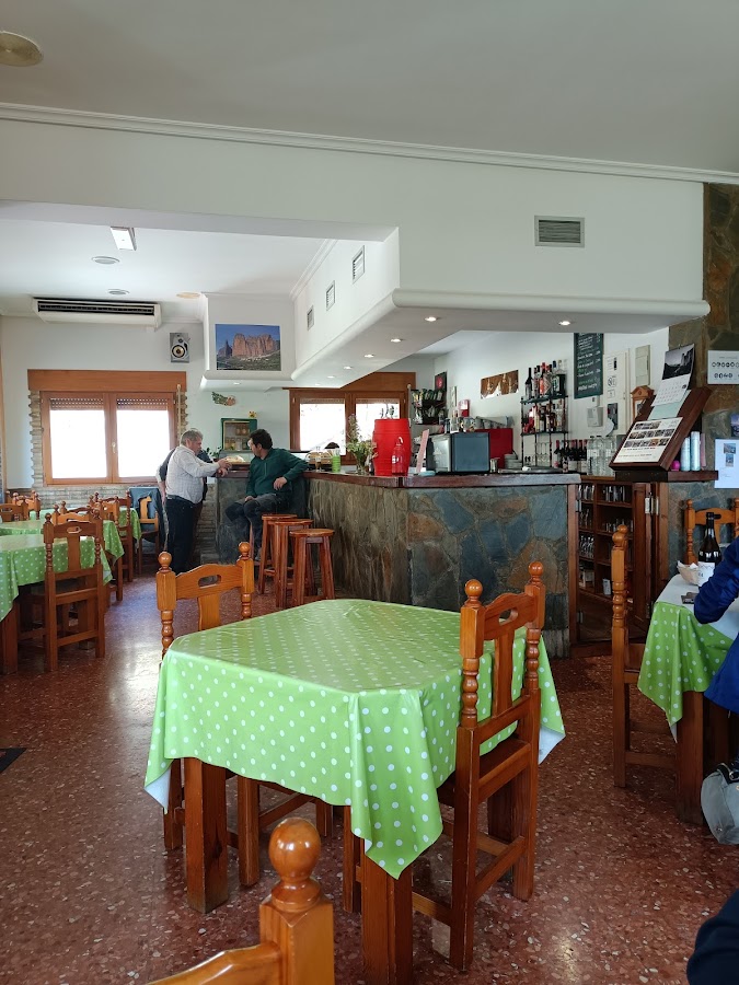 Cambio de dueños, te esperamos en "El Bar de Riglos" abierto desde Abril de 2019.