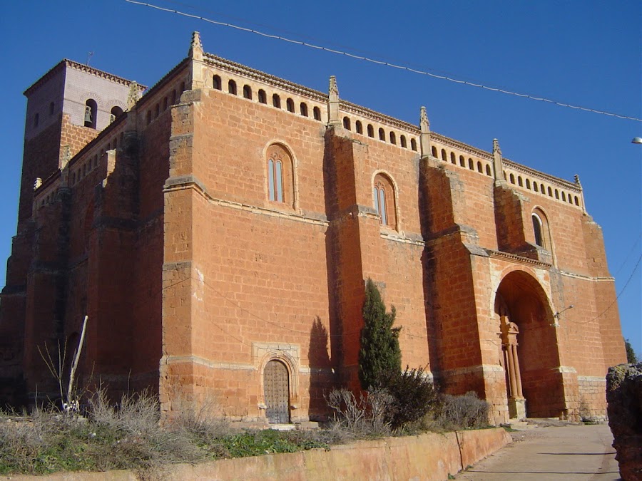 CASA DEL ANTIGUO HOJALATERO