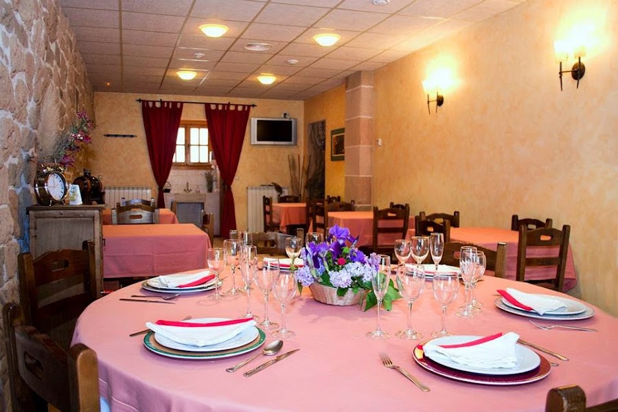 Casa Rural Marga / Asador Galino Pueyo