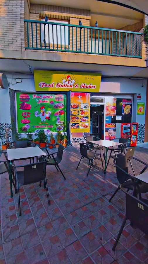 Food station and shakes