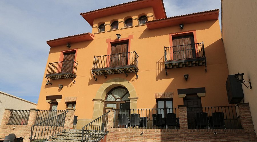 Hostal Restaurante El Portegao