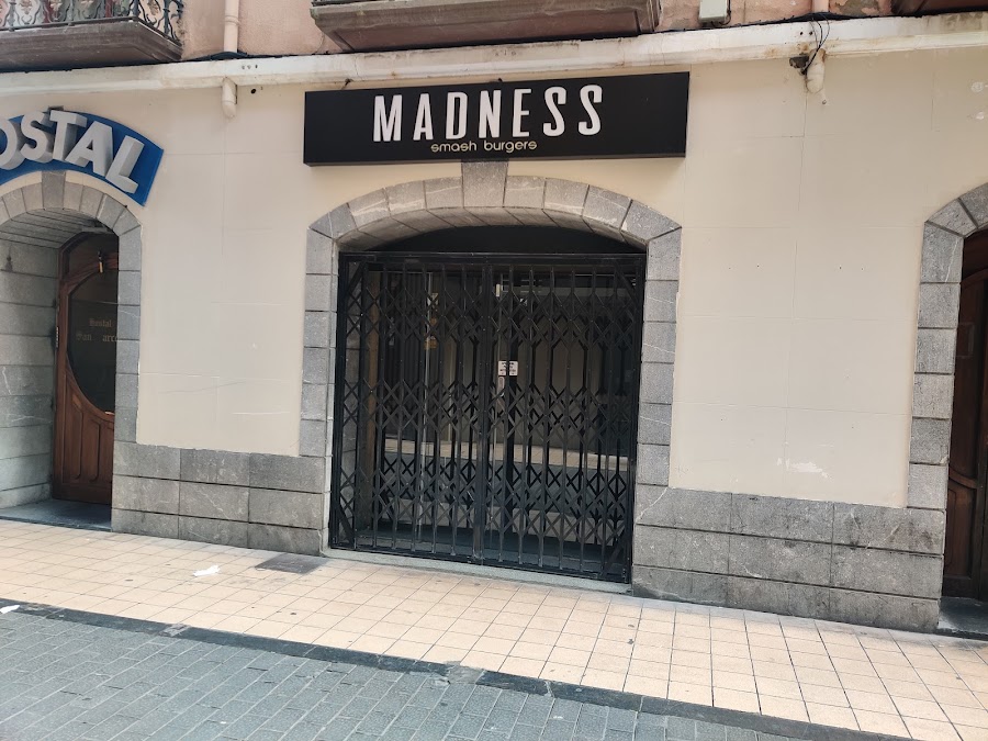 MADNESS smash burgers