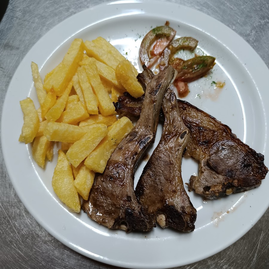 QuéBueno.es - Bar / Restaurante en avenida Aragón, Alcañiz