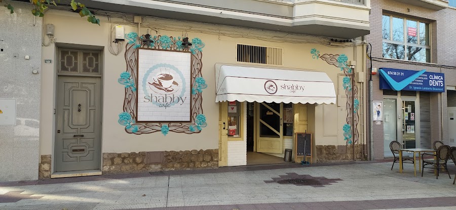 Shabby café