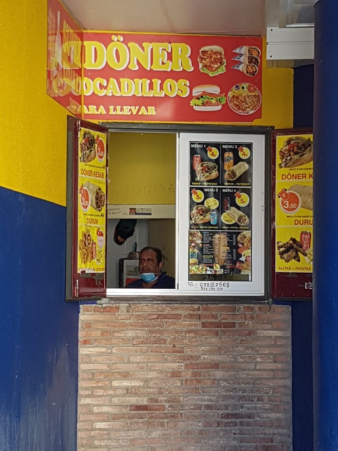 SUPER DONER KEBAB Y BOCADILLOS