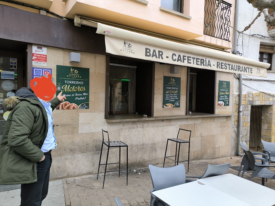 Supermercado ¨El Motores¨