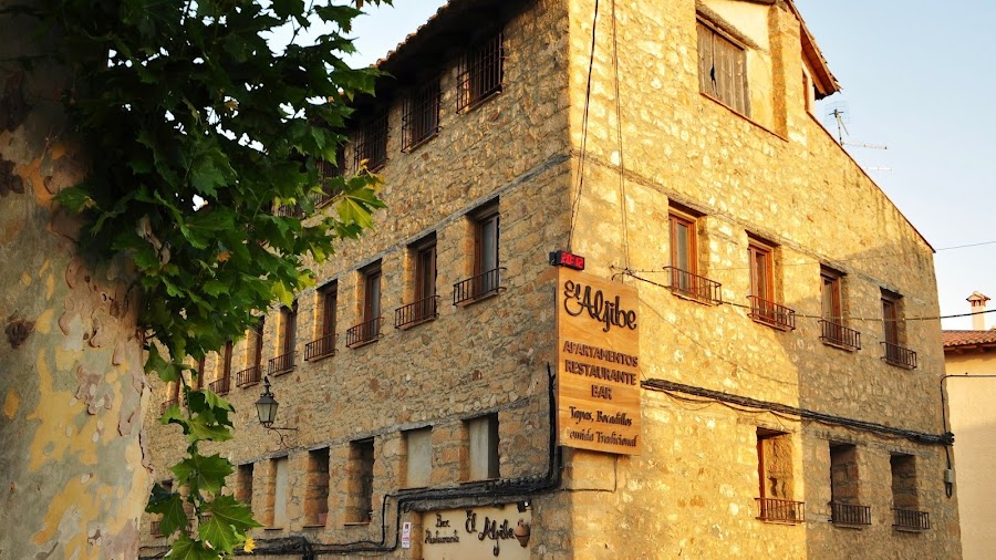Apartamentos El Aljibe (Rte para eventos)