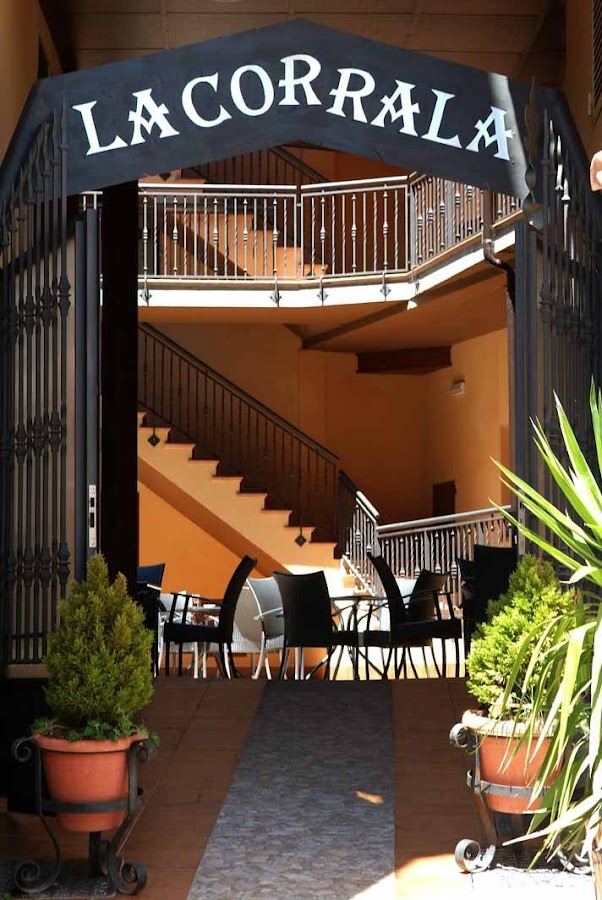 Aparthotel La corrala
