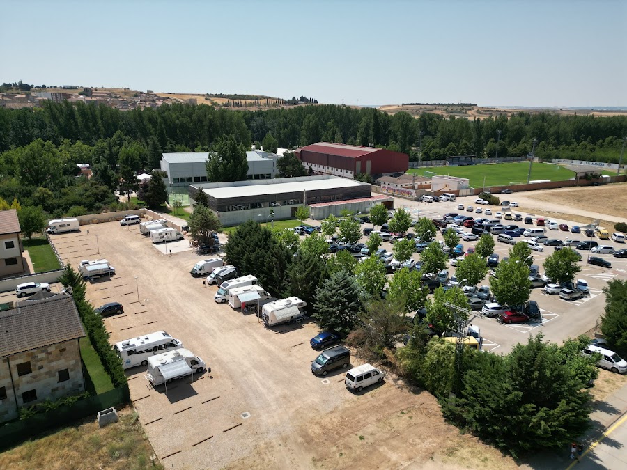 Área autocaravanas Almazán