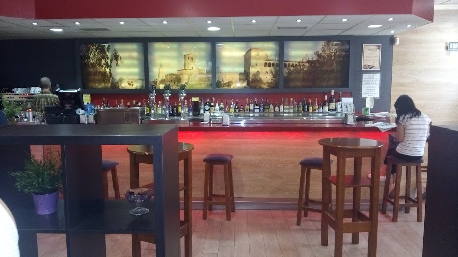 Bar Restaurante El Puerto