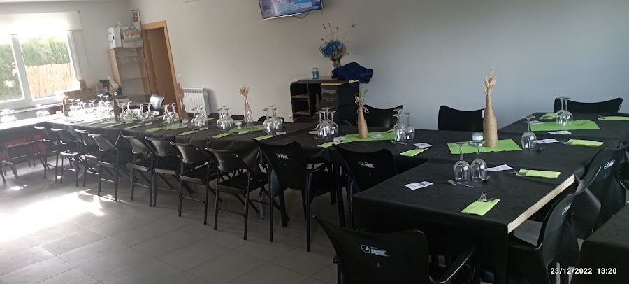 BAR-RESTAURANTE “Piscina Pública Municipal de Gurrea de Gállego”.