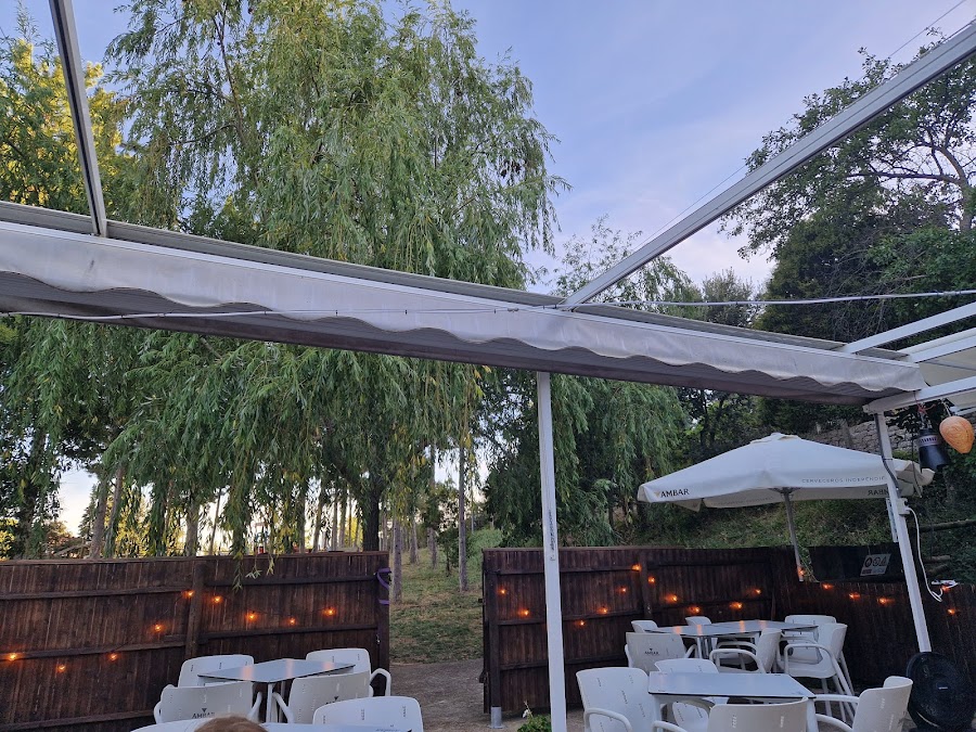 BAR-TERRAZA DE CASA YESTE