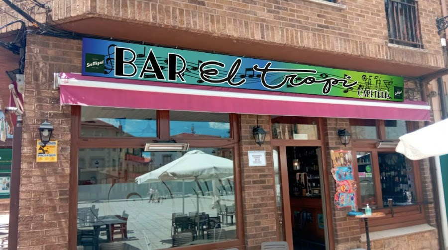 Bar Tropical