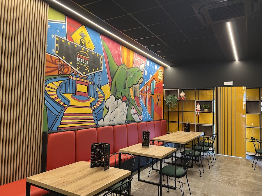 Le Tour Bar