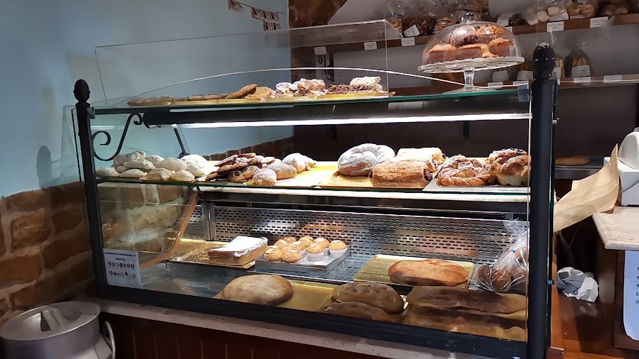 Pastora Panaderia Cafeteria